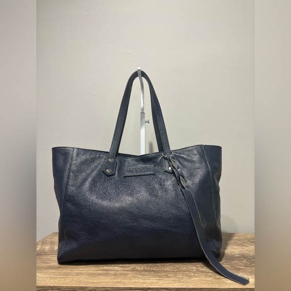 M.I.L.A. Navy Leather Tote Bag - Picture 2 of 12